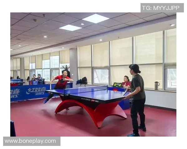 乒乓球的力量与韧性揭秘上海乒乓球队的耐力训练之路