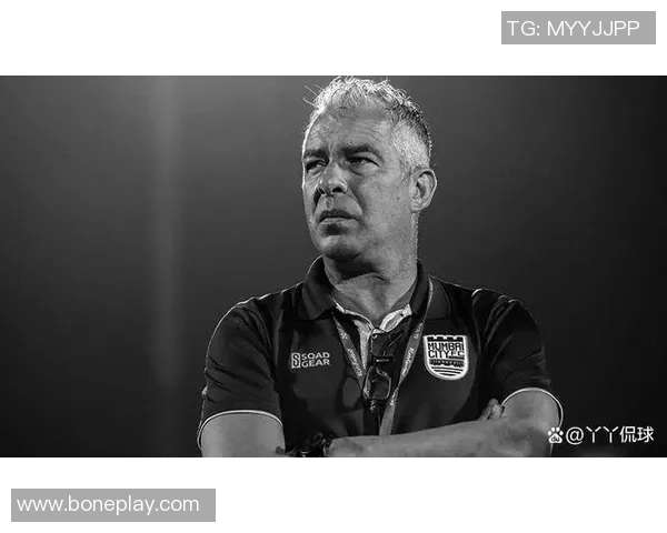 胡须足球明星的传奇故事与职业生涯回顾 胡须足球明星的传奇故事与职业生涯回顾